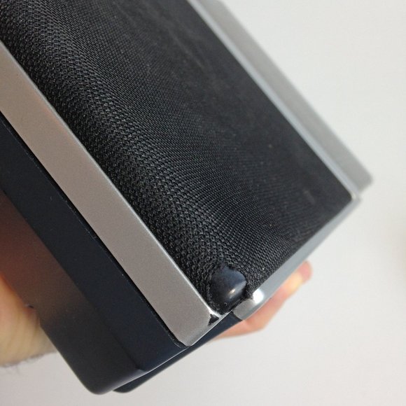 Memorex Portable Radio Analog Tuner MR44-04 Corded or Battery powered - Picture 7 of 8